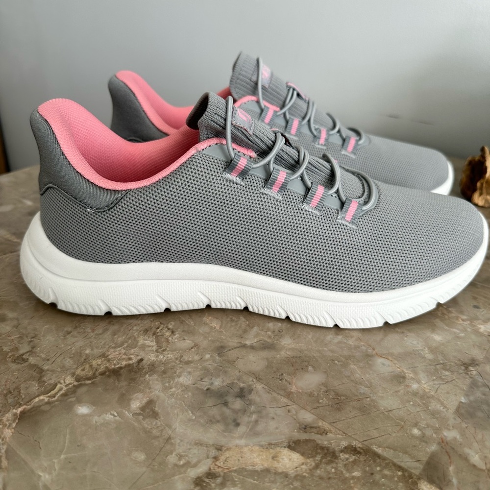 STQ Women’s Running Shoes Size 8.5